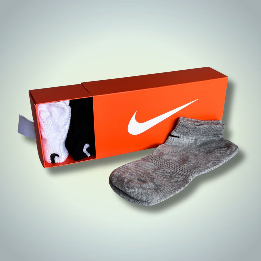 Nike Sada 6 pánskych členkových ponožiek, 40-45. Čierna, sivá, biela. Prémiová kvalita