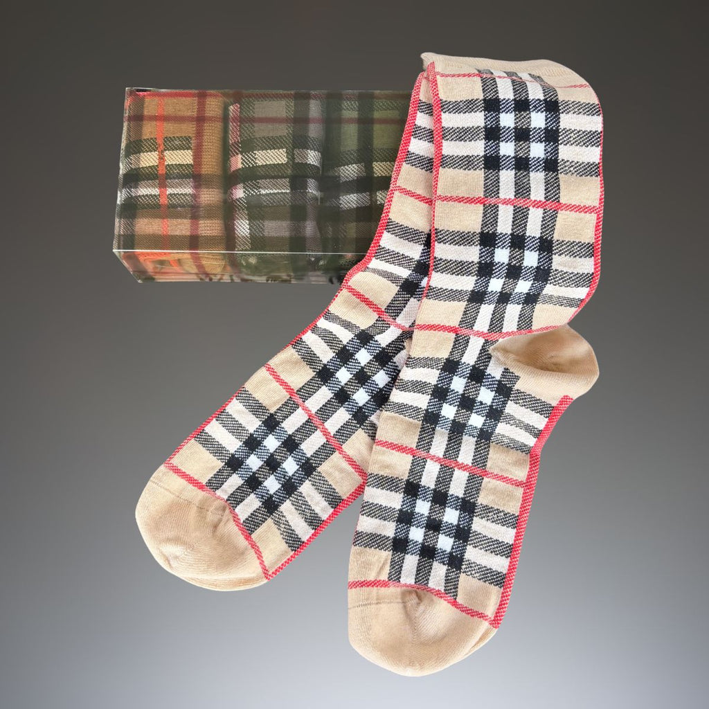 Sada 4 pánskych ponožiek Burberry, 40-45. Zmiešané farby. Prémiová kvalita