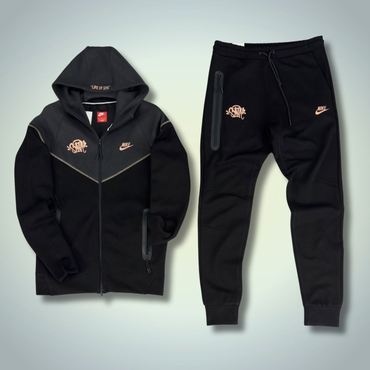 Syna World × Nike セットアップ ロゴ Tracksuit ○関送無料○ (Syna 