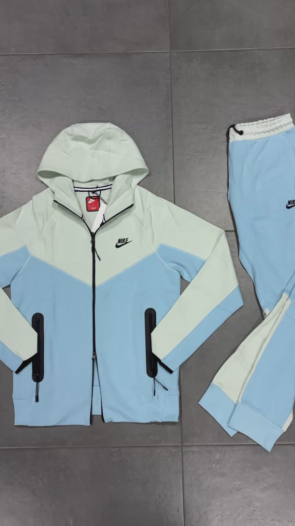 Pánska tepláková súprava Nike Tech Fleece, detská modrá - biela. Model 2023. Prémiová kvalita