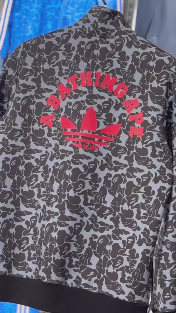 Adidas x A Bathing Ape pánska tepláková súprava, modrá - červená. Prémiová kvalita