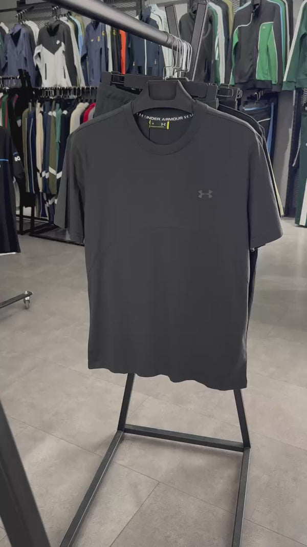 Pánska súprava Under Armour so šortkami, olivovo zelená. Prémiová kvalita