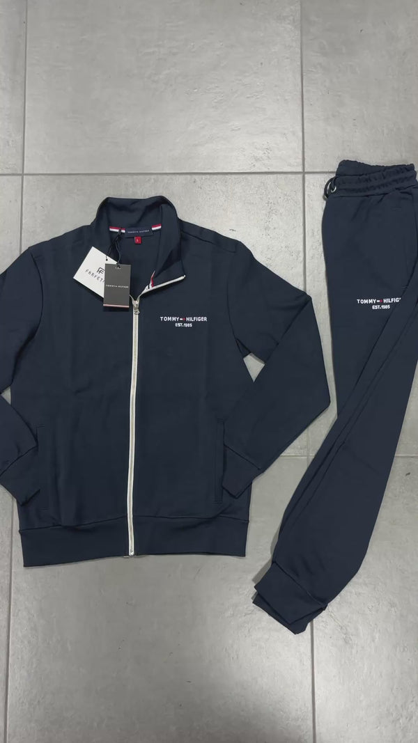 Pánska tepláková súprava Tommy Hilfiger, tmavomodrá. Prémiová kvalita